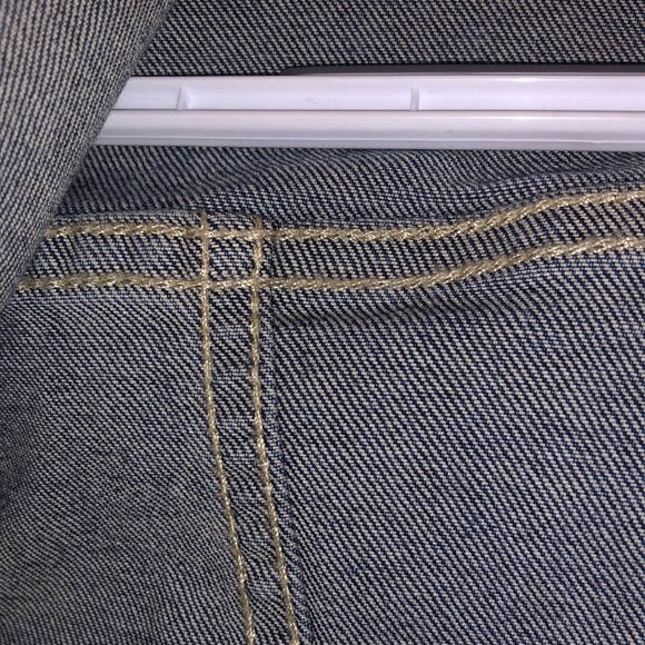 Tura by Vince Camuro Jean Jacket - Picture 7 of 7